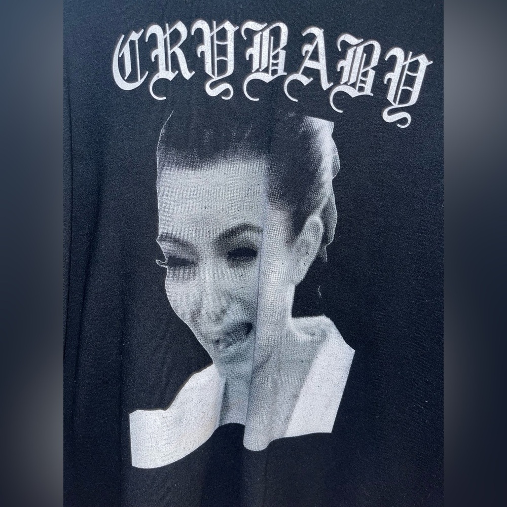Kim Kardashian Black Long Sleeve CRYBABY Crewneck Gildan Sweatshirt XL - Picture 3 of 7